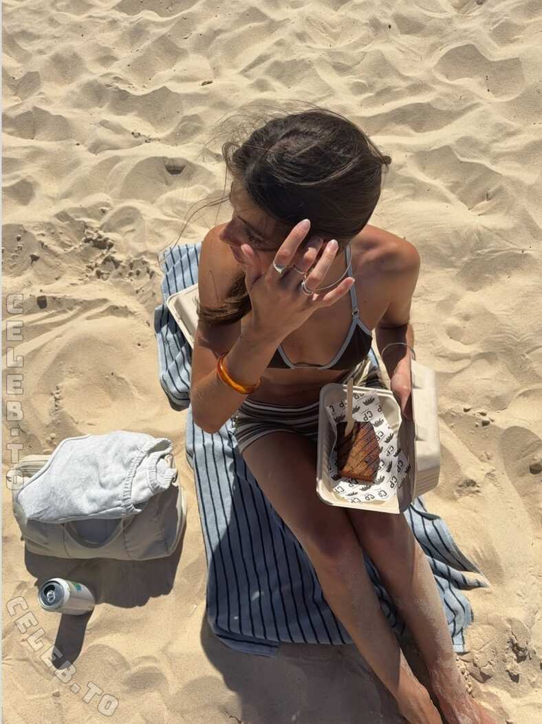 Anastasiashyk nude photo 1