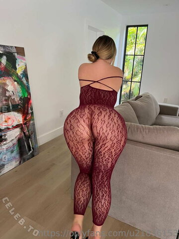 Anastasiya Kvitko nude photo 21