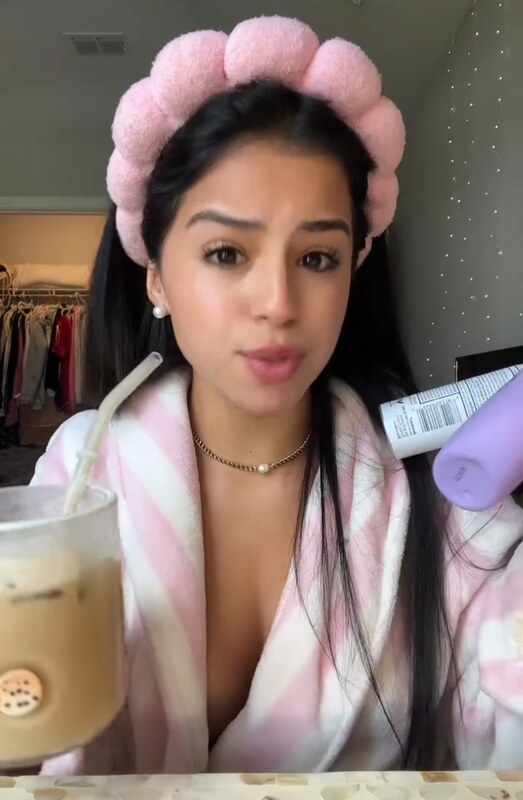 andrea duran nude photo 2