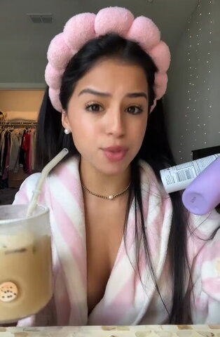 andrea duran nude photo 1