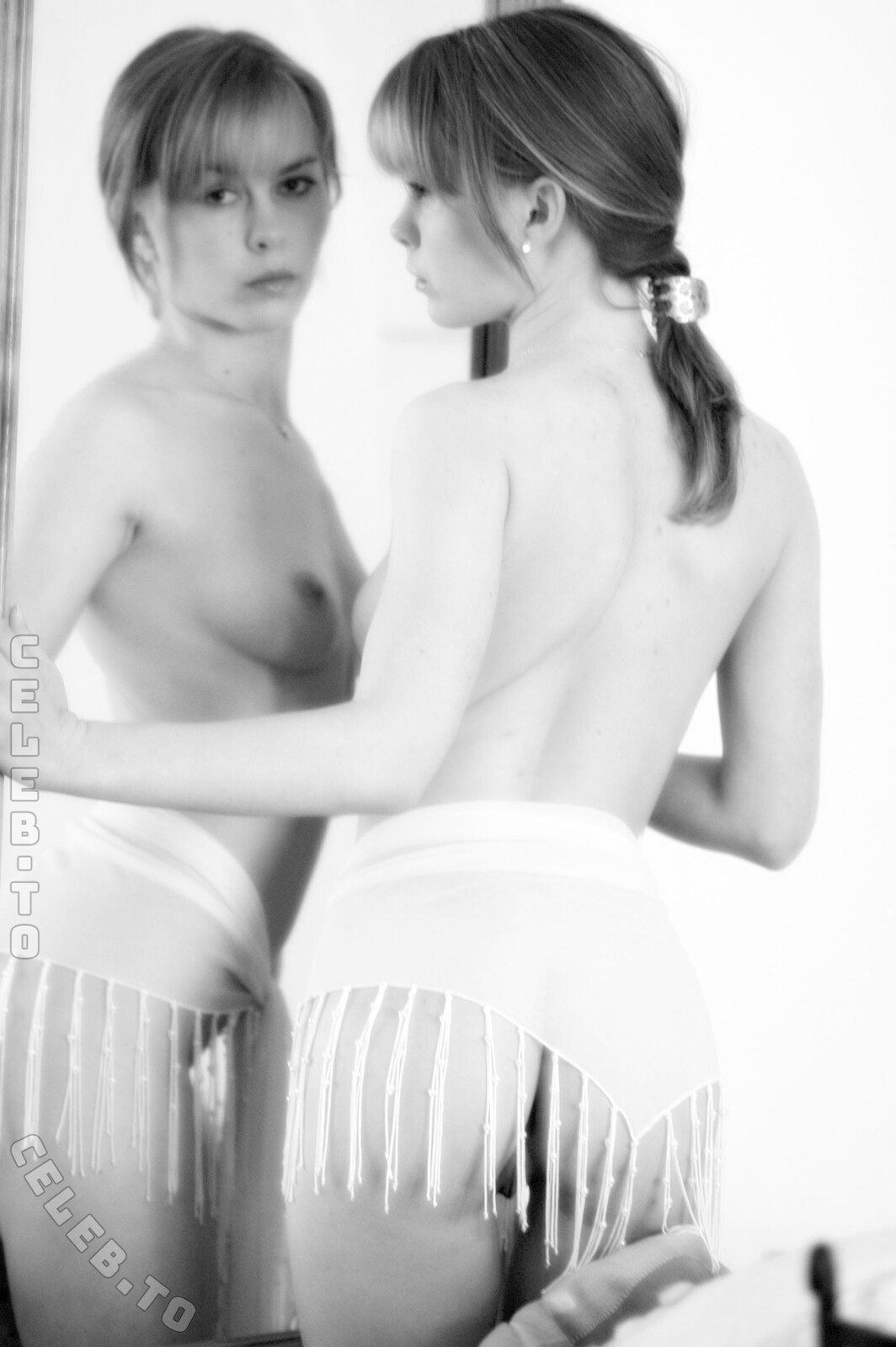 Andrey Slastyonoff nude photo 9