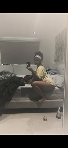 a.neesuh nude photo 10