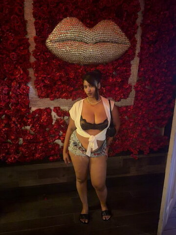 a.neesuh nude photo 5