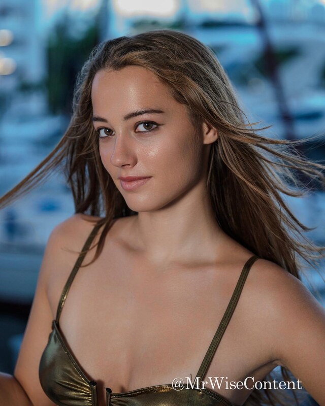 Anfisa Riazhkina nude photo 2