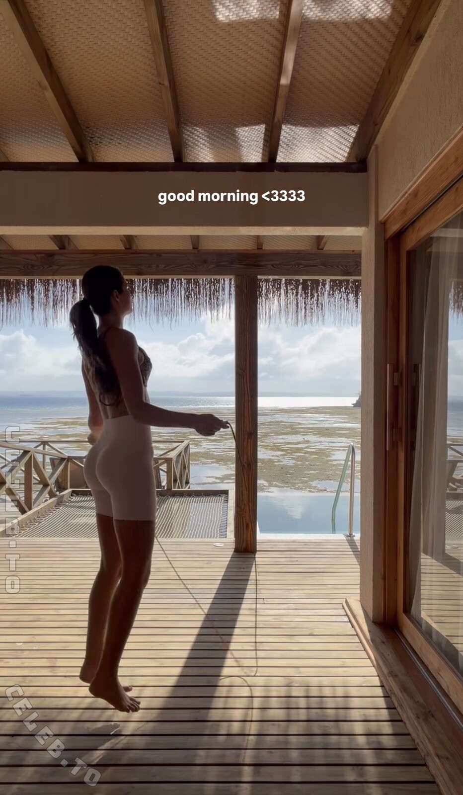 anfr00 nude photo 1
