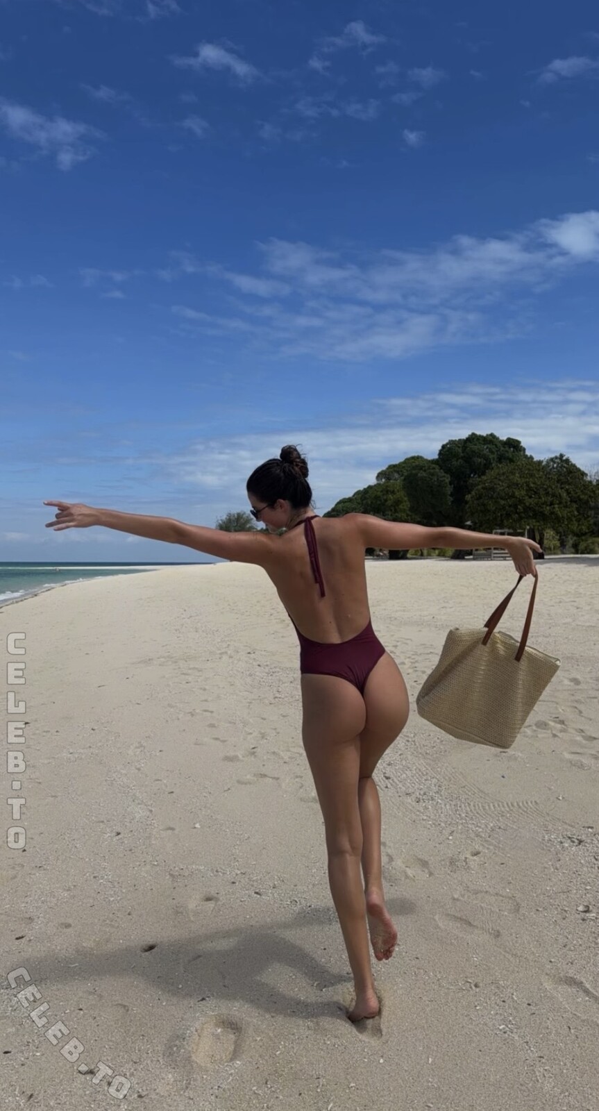 anfr00 nude photo 1