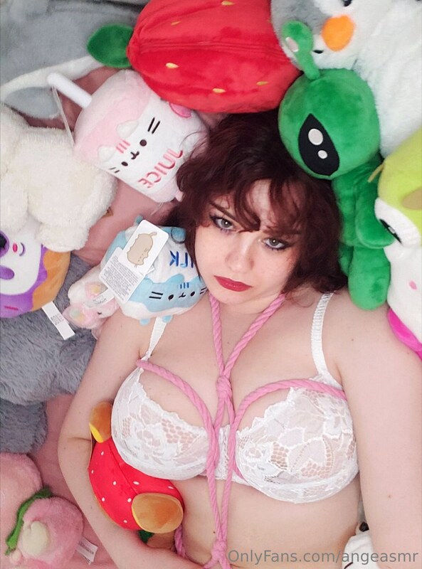 Ange ASMR nude photo 13