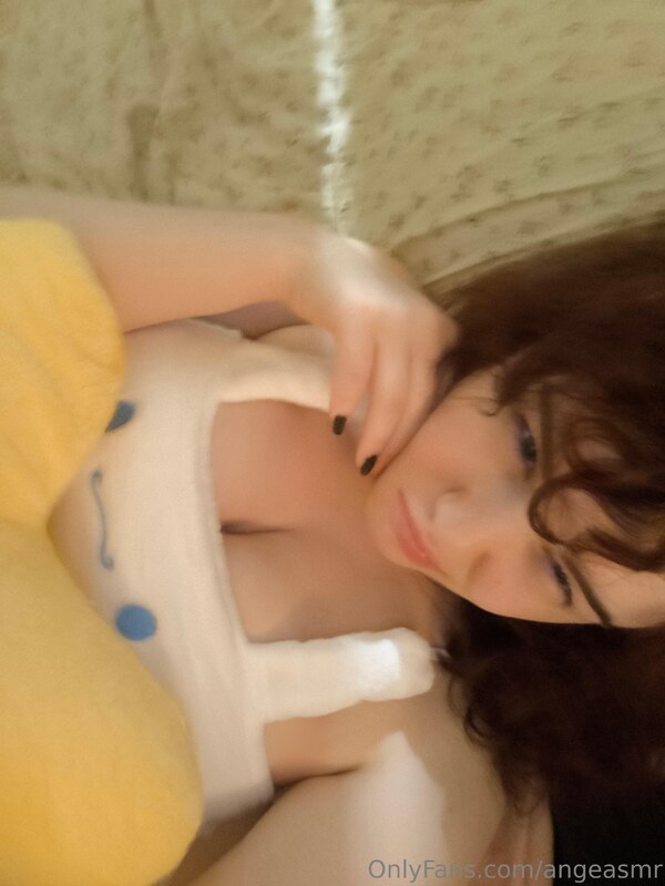 Ange ASMR nude photo 18