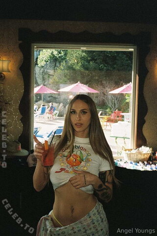 Angel Youngs nude photo 30