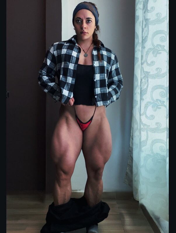 Angela Bodybuilder nude photo 2