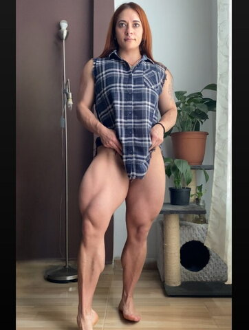 Angela Bodybuilder nude photo 13