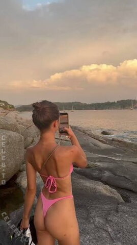 Angela Nikolau nude photo 5