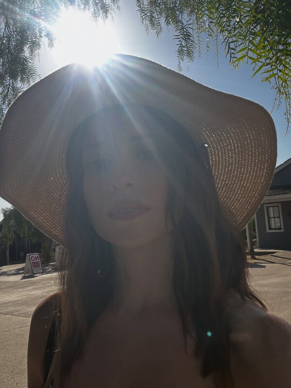 Angela Petruzziello nude photo 1