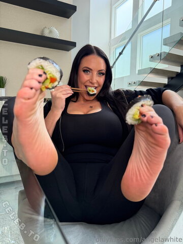 Angela White nude photo 20