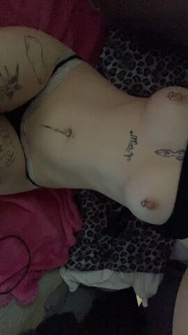 angelbxnnyyy nude photo 3