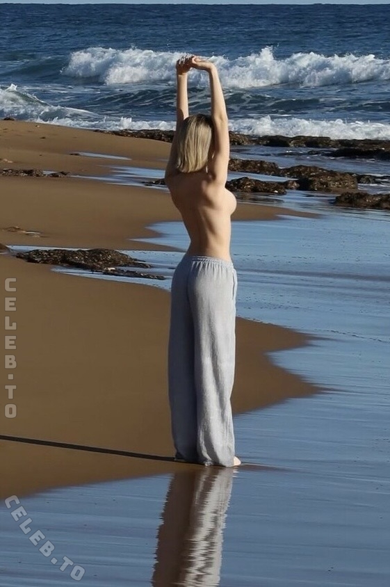 angelicasoko nude photo 3
