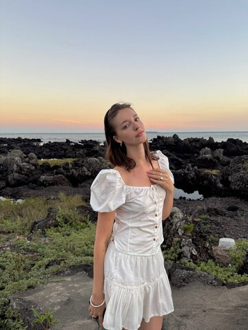 Angelina Danilova nude photo 3