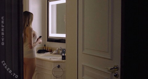 Angelina Jolie photo 5