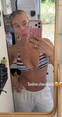 Angelinajoleen_ – Story today