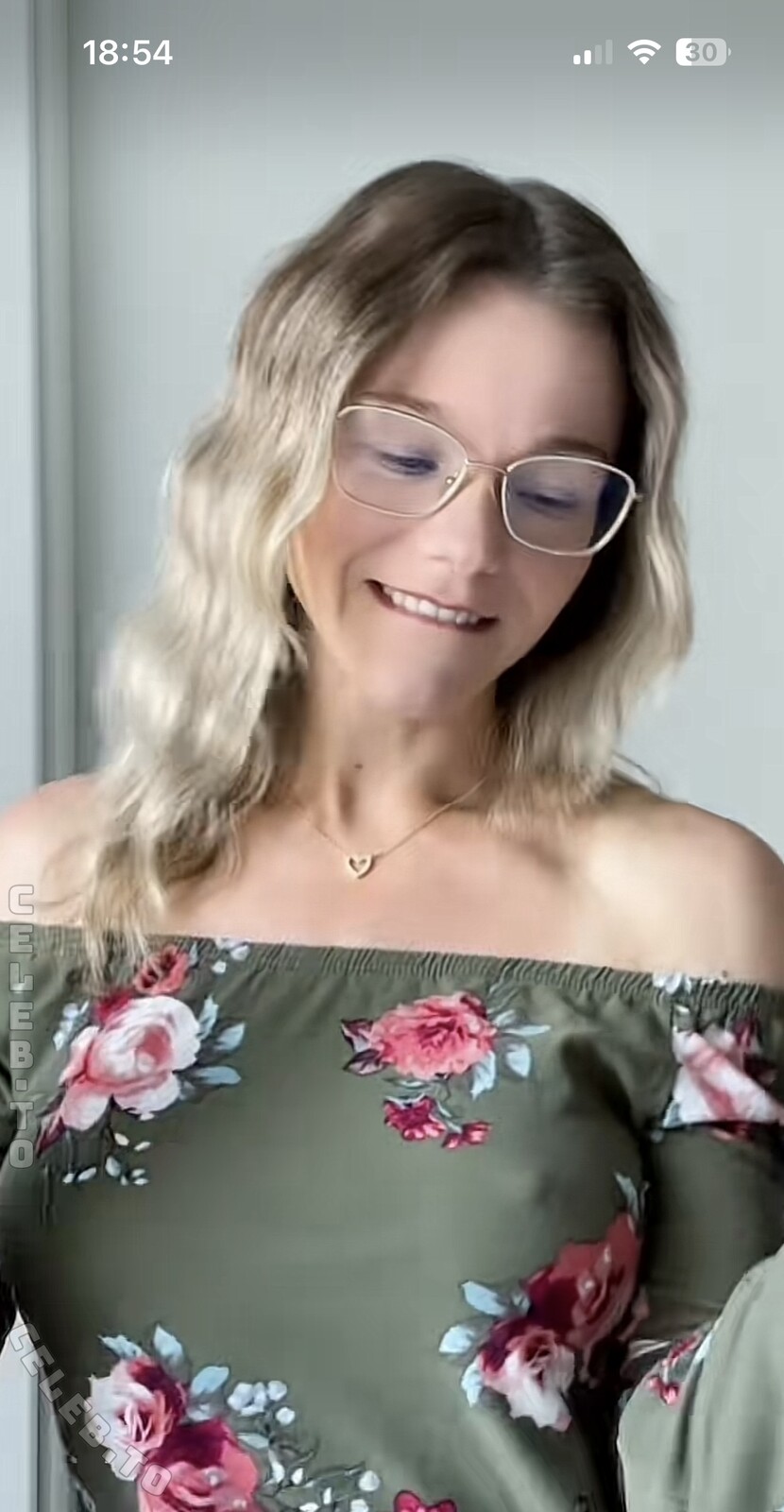 Angel_ina_tng nude photo 9