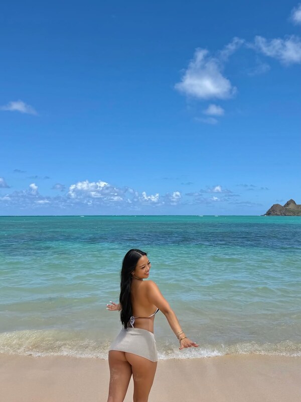 Angelle Dagun nude photo 2