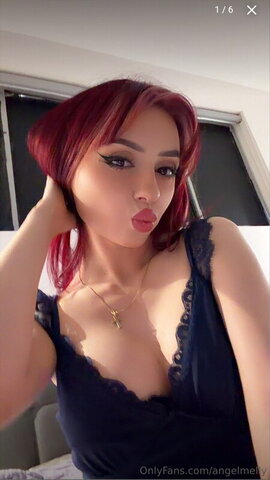 AngelMelly nude photo 5
