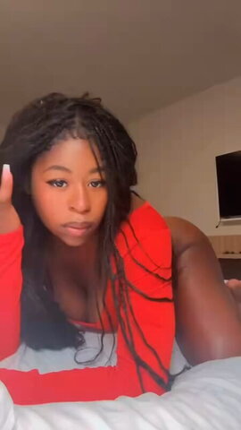 Angenay nude photo 1