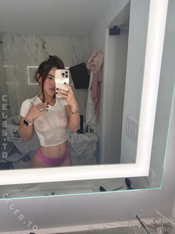Angie Varona nude photo 62