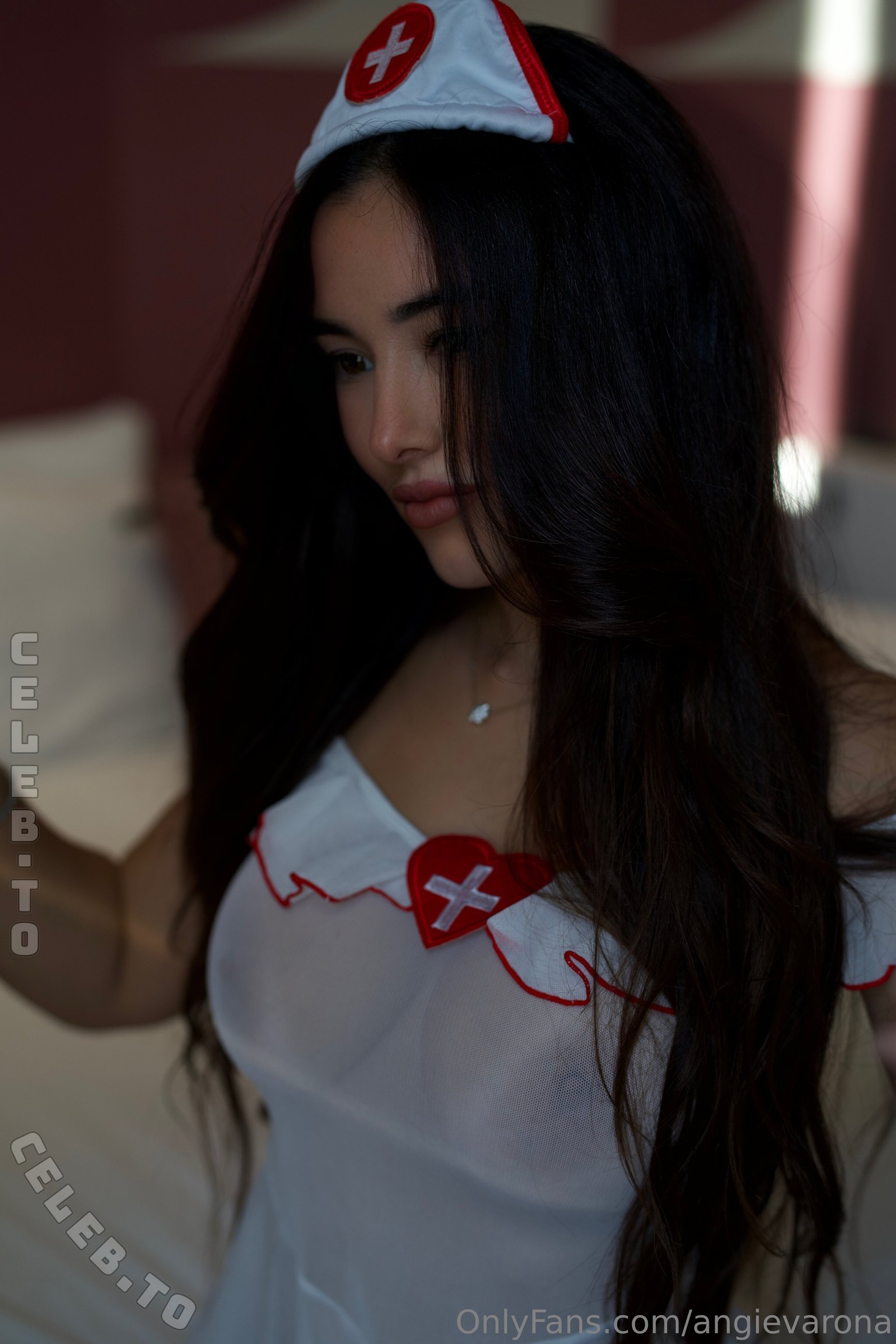 Angie Varona nude photo 8