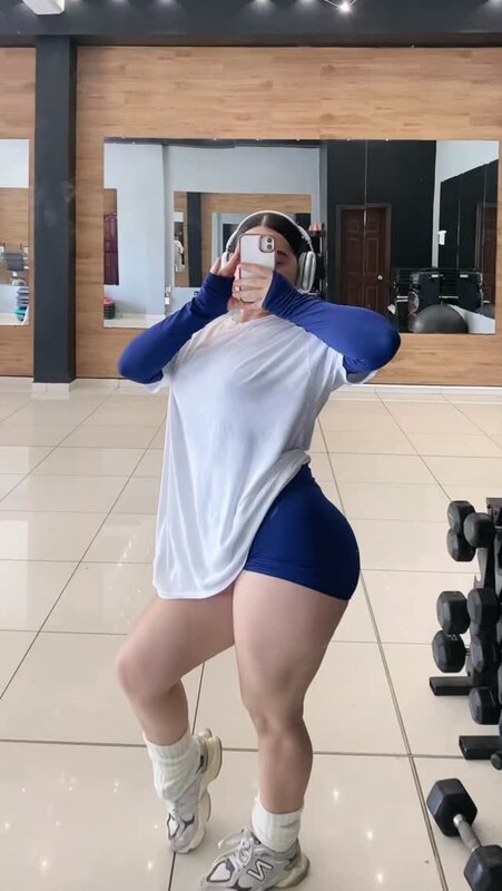 Ani nude photo 6
