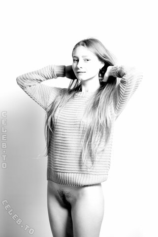 Ania Alexandrovna nude photo 5