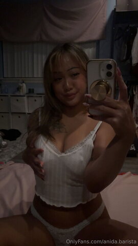 Anida Anne-Rae nude photo 16