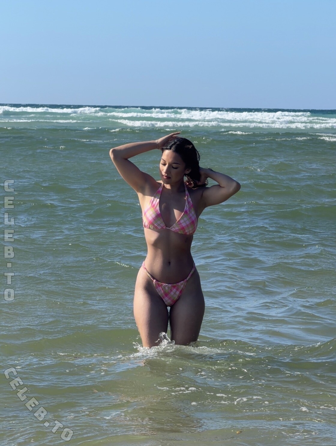 anisia martinez nude photo 2