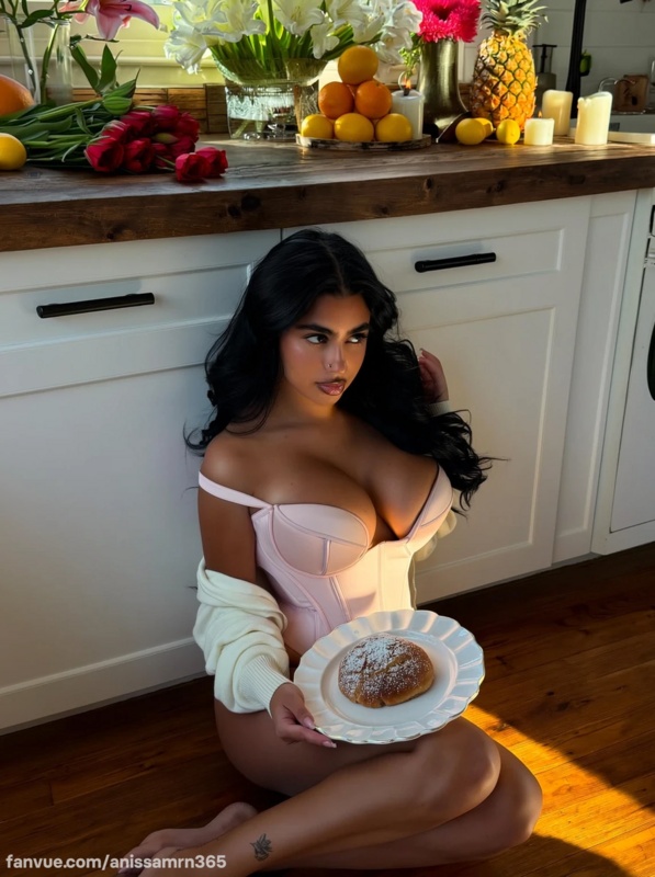anissa.moroni nude photo 19