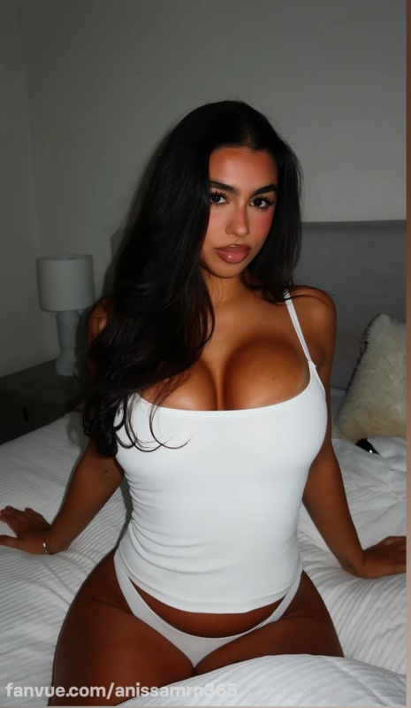anissa.moroni nude photo 21