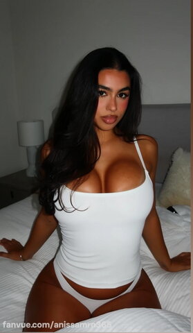 anissa.moroni nude photo 13