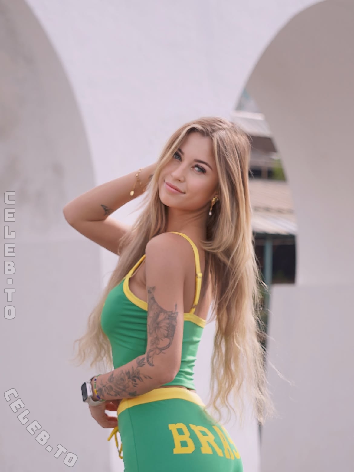 Anja.bnsh nude photo 10