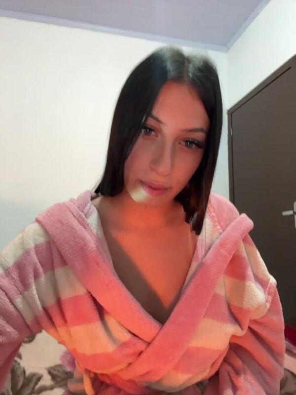 Anjinha Dos Ceus nude photo 11