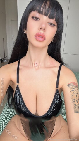 Anna Aifert nude photo 57