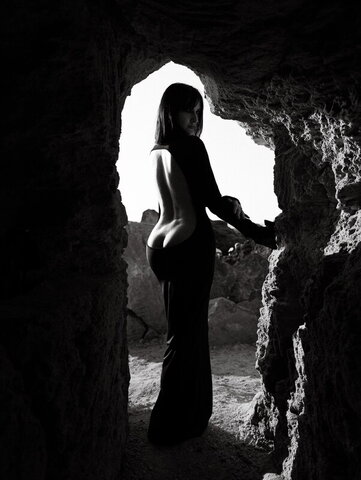 Anna Anannke nude photo 1