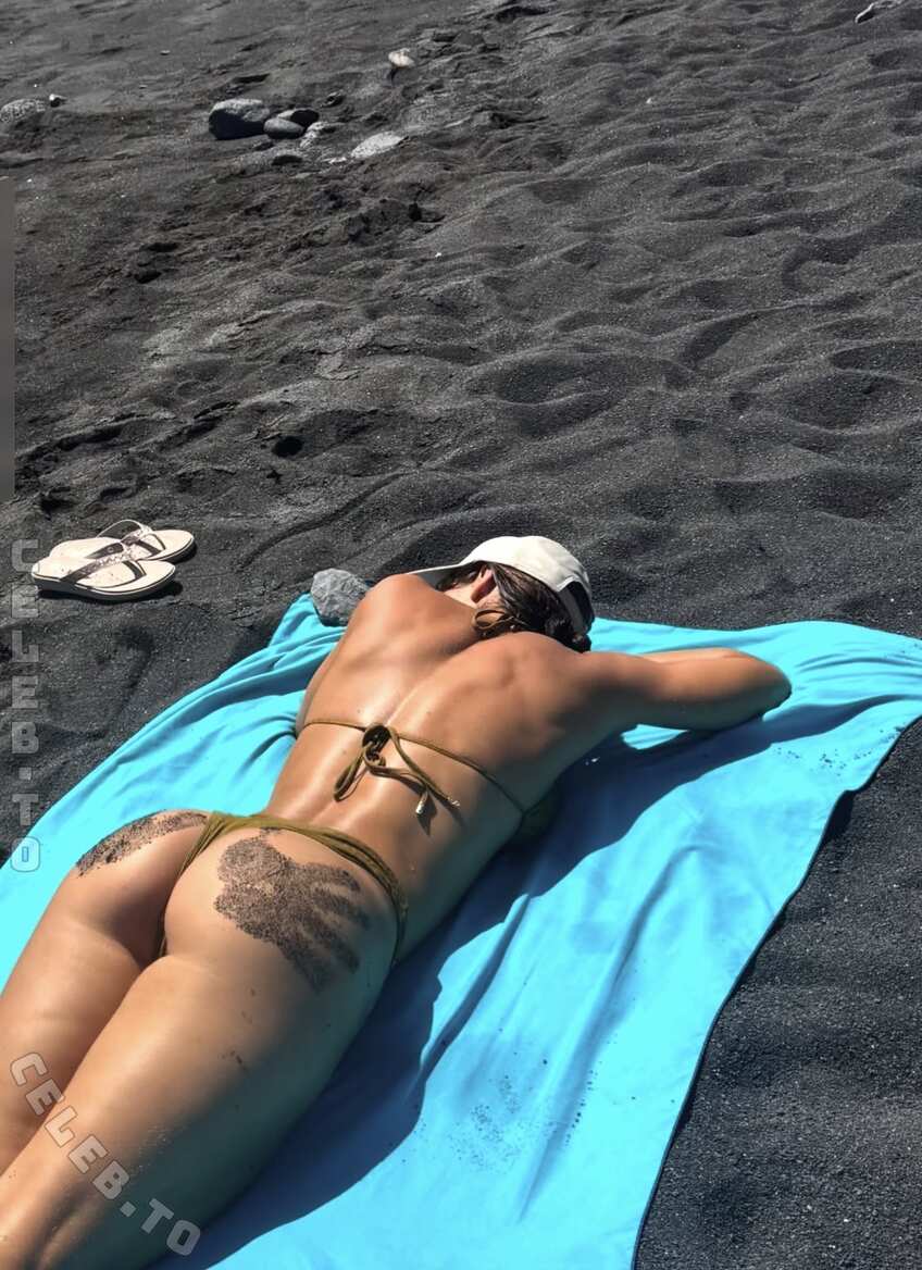 Anna Arevalo nude photo 3