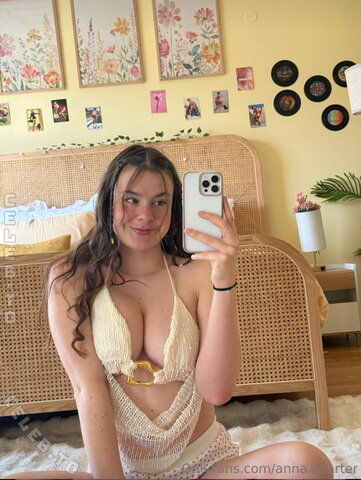 Anna Carter nude photo 5