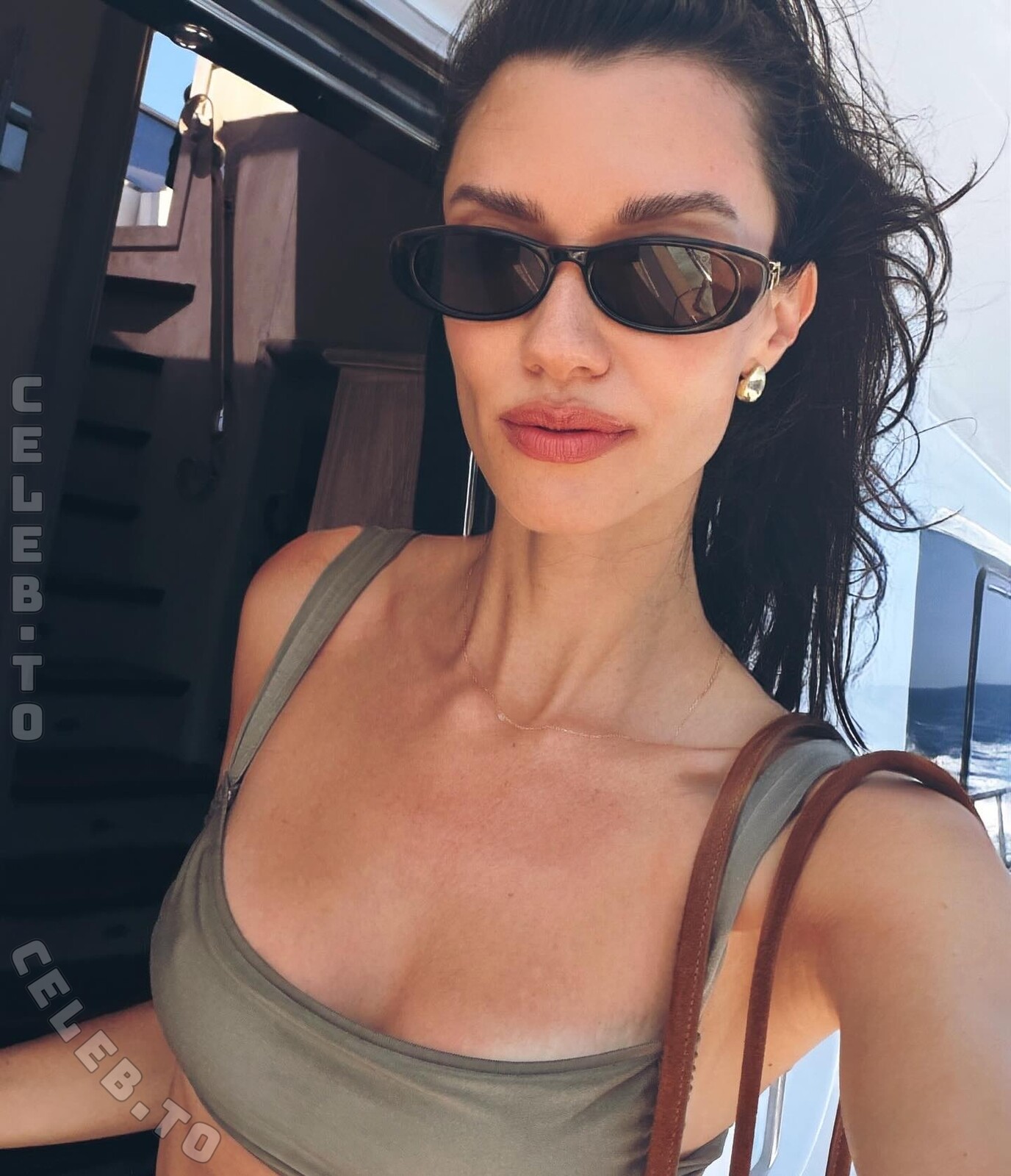 Anna-Christina Schwartz nude photo 3