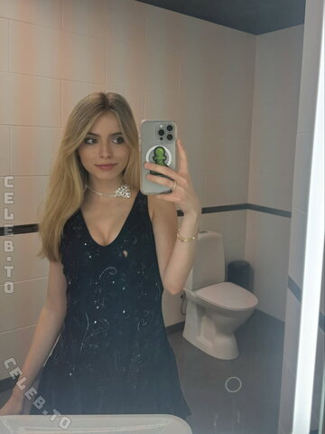 Anna Cramling nude photo 8