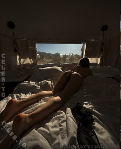 Anna Dubowick nude photo 119