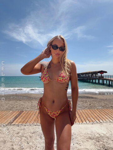 Anna Egorova nude photo 2