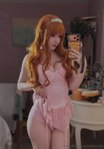 Anna Feschenko photo 2