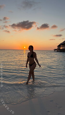 Anna Hafner nude photo 15