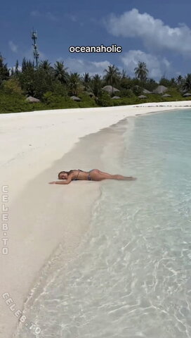 Anna Hafner nude photo 10