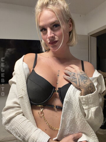 Anna Iffländer – Sometimes a glance already says everything 😍